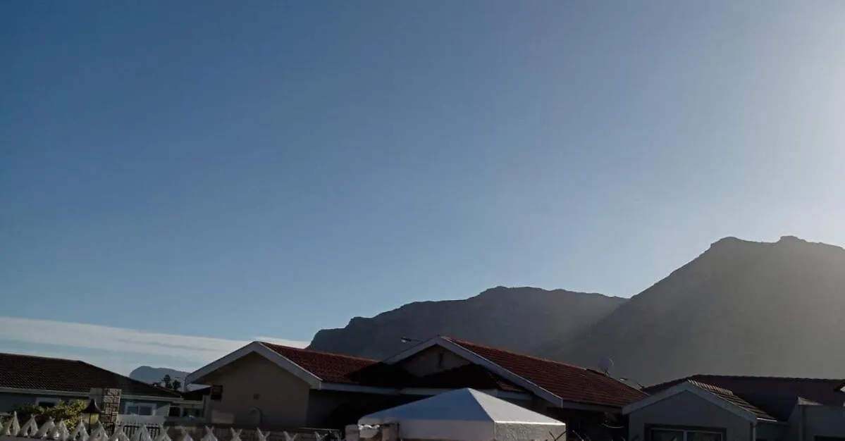 Casa vacanze Family Friendly Home In A Cul-De-Sac! Muizenberg